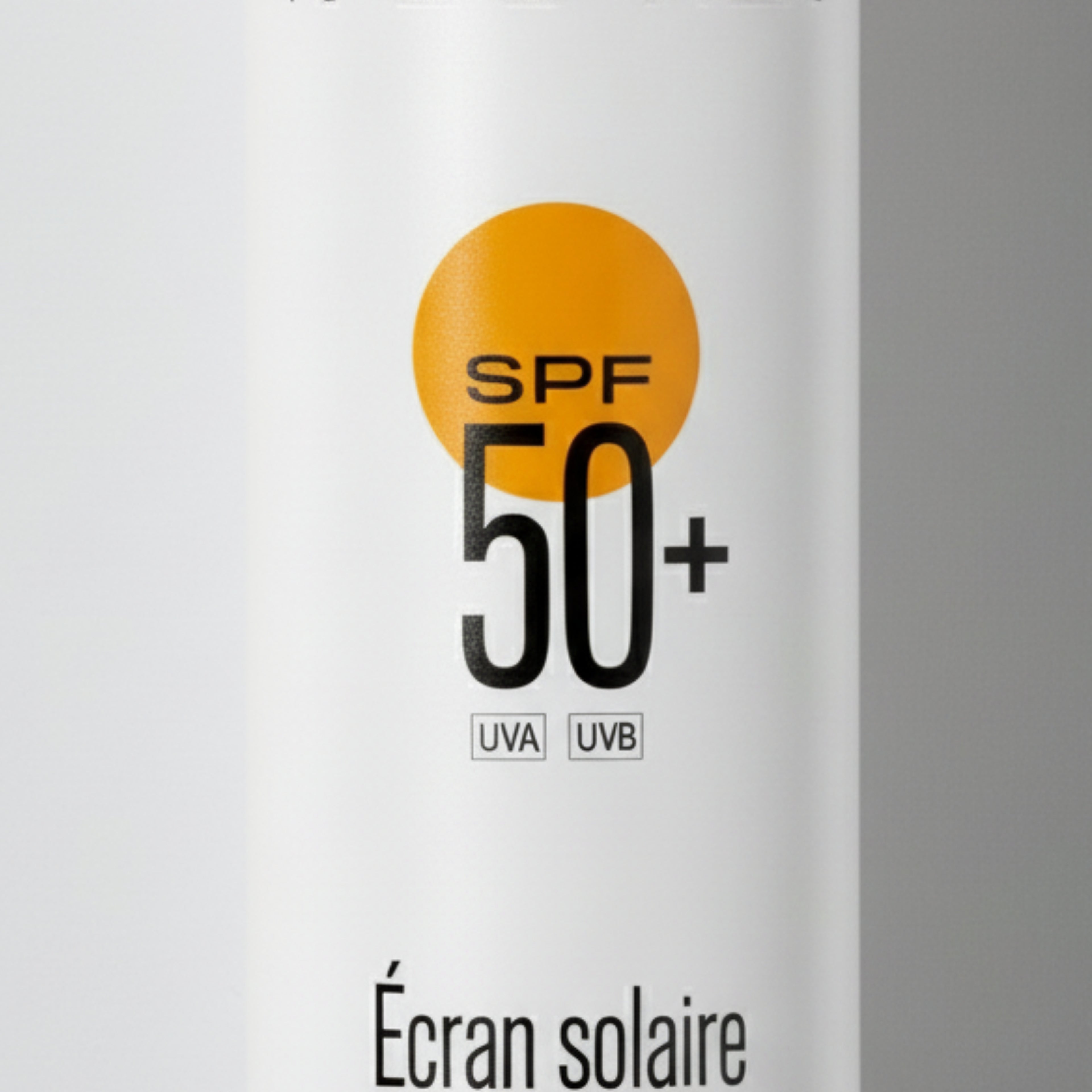ÉCRAN SOLAIRE